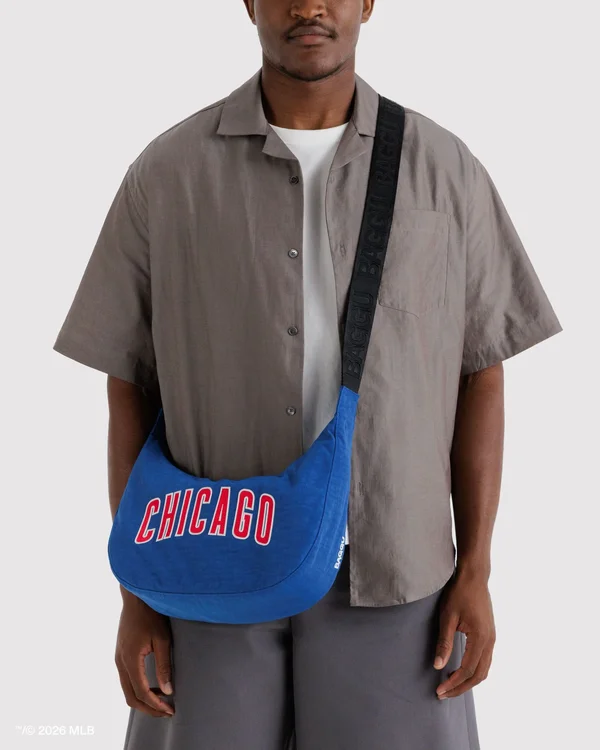 Medium Nylon Crescent Bag - Chicago Cubs™ - Size: OS